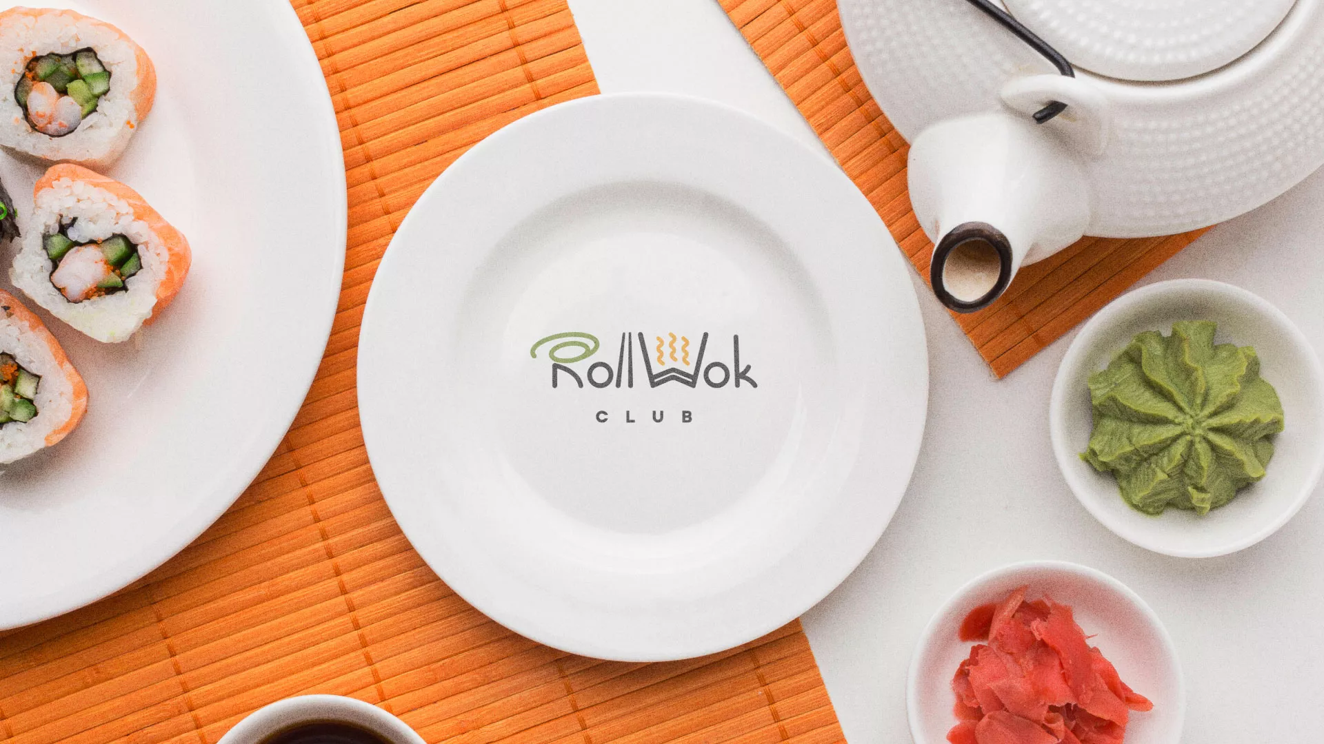 Разработка логотипа и фирменного стиля суши-бара «Roll Wok Club» в Кашине